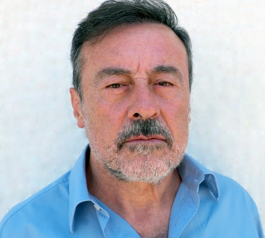Βασίλης Κλαδούχος